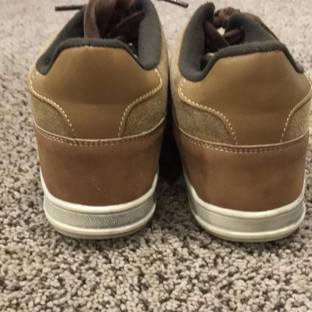 🌈Children’s place shoes​
